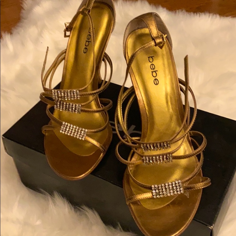 High heels sandals
